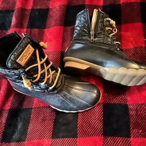 Sperry Black duck boots 9